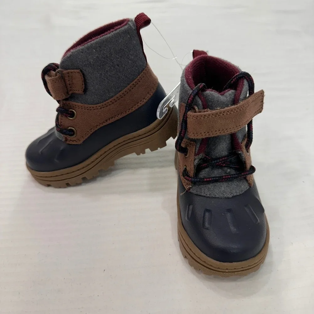 Carter's Wipe Away Tech Duck Boots Toddler Size 5M Blue Brown Grey |‎ Gorpcore